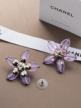 Бижутерия Chanel 5623948