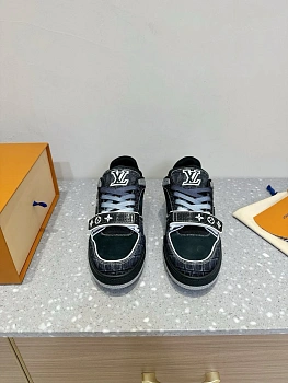 Кроссовки Женские Louis Vuitton 13074062