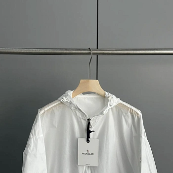 Куртки И Пуховики Женские Moncler 11427037