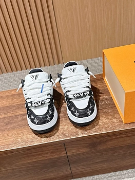 Кроссовки Женские Louis Vuitton 4269589