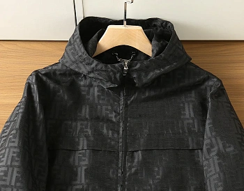 Куртки И Пуховики Мужские Fendi 3495347