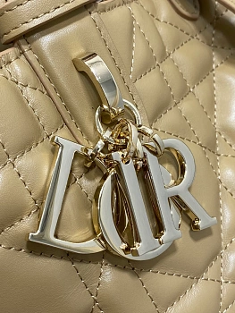 Классические Сумки Женские Christian Dior 11562710