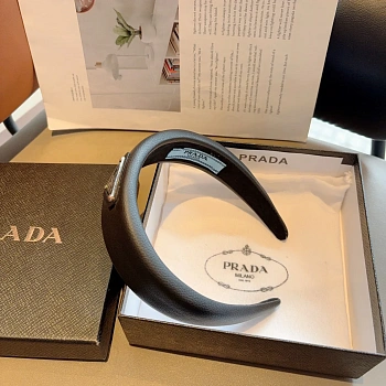 Головные Уборы Prada 11469121