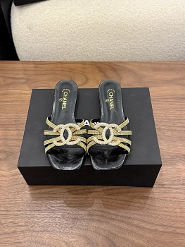 Сандалии Женские Chanel 11559293