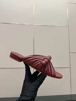 Шлепанцы Женские Bottega Veneta 9632683