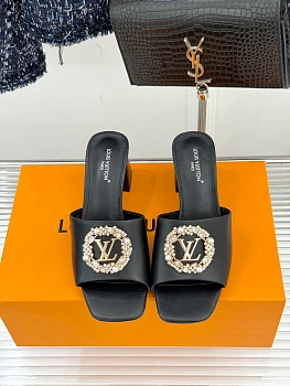 Шлепанцы Женские Louis Vuitton 2661031