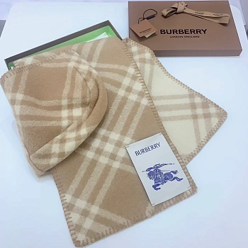 Шарфы Burberry 825870