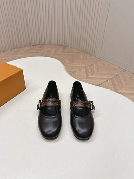 Туфли Женские Louis Vuitton 13553646