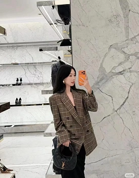 Куртки И Пуховики Женские Saint Laurent 3638481