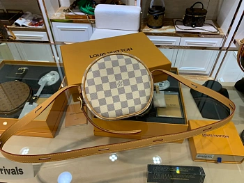 Сумки На Ремне Женские Louis Vuitton 1270592