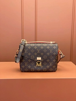 Классические Сумки Женские Louis Vuitton 11869536
