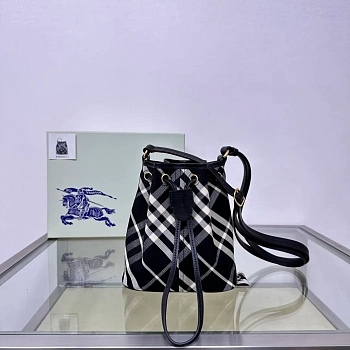 Сумки На Ремне Женские Bottega Veneta 11017416