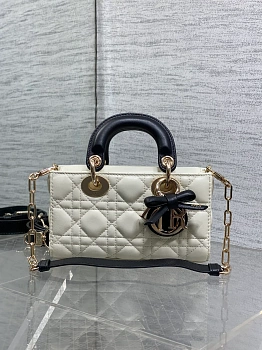 Классические Сумки Женские Christian Dior 11685156