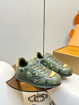 Кроссовки Женские Louis Vuitton 4948532