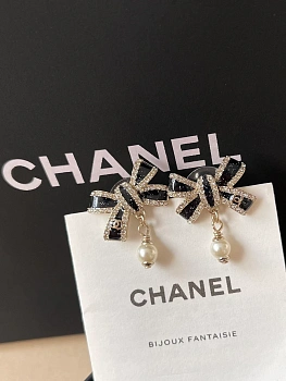 Бижутерия Chanel 70912