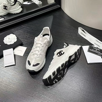 Кроссовки Женские Chanel 389118
