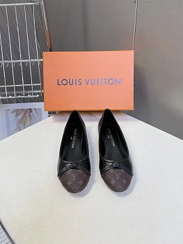 Туфли Женские Louis Vuitton 11449296