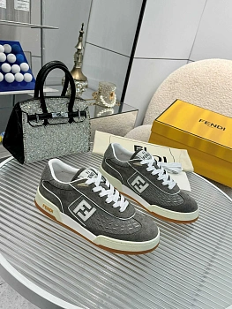 Кроссовки Женские Fendi 23574