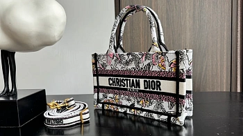 Сумки На Ремне Женские Christian Dior 82414