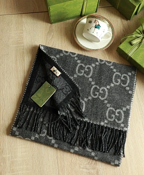 Шарфы Gucci 638105