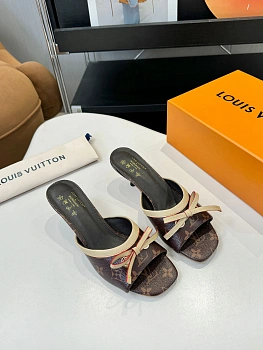 Босоножки Женские Louis Vuitton 11190679
