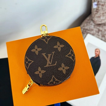 Кошельки Louis Vuitton 277710