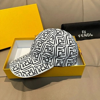 Головные Уборы Fendi 1701197