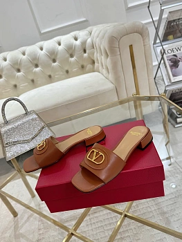 Шлепанцы Женские Louis Vuitton 35947