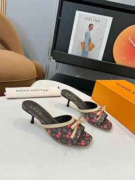 Босоножки Женские Louis Vuitton 11190681