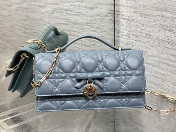 Клатчи Женские Christian Dior 11685198