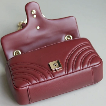 Классические Сумки Женские Gucci 12721369