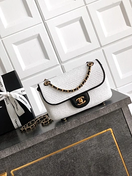 Классические Сумки Женские Chanel 12779122