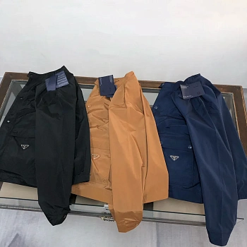 Куртки И Пуховики Мужские Prada 11386086