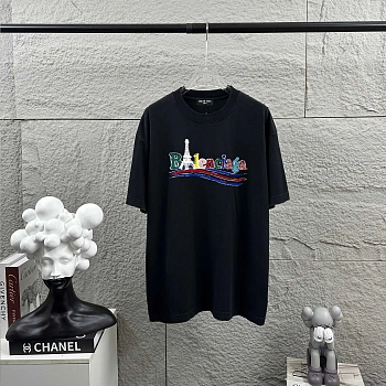 Футболки Женские Balenciaga 493325