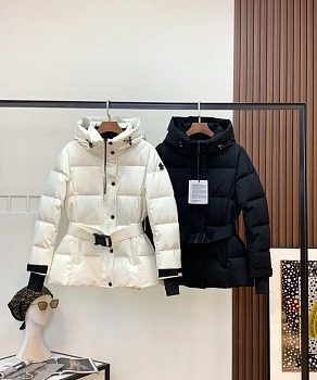 Куртки И Пуховики Женские Moncler 496973