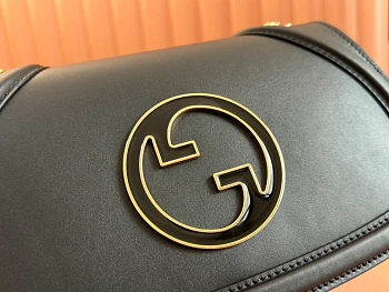 Классические Сумки Женские Gucci 11668967