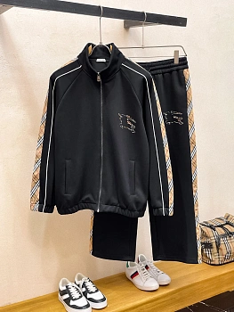 Спортивные Костюмы Мужские Burberry 235401