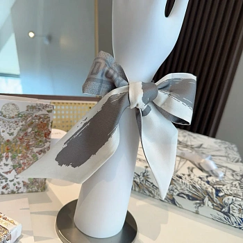 Платки Christian Dior 11055445