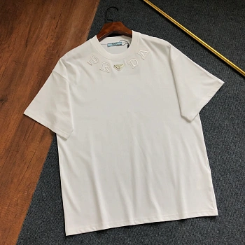 Футболки Женские Prada 10542500