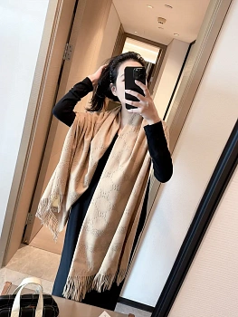 Шарфы Gucci 5432