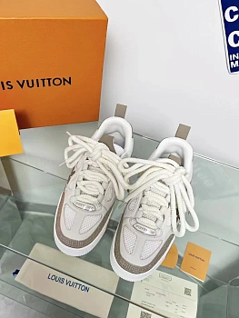 Кроссовки Женские Louis Vuitton 11250529