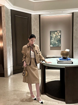 Костюмы Женские Chanel 9712447