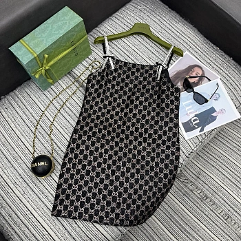 Платья Женские Gucci 847341