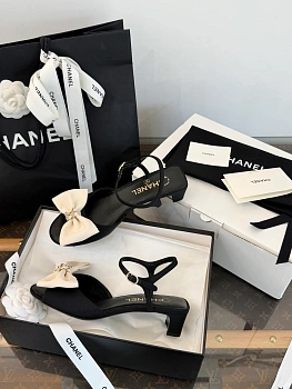 Босоножки Женские Chanel 12700995