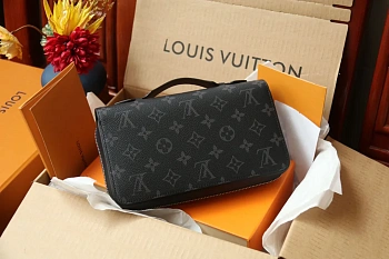 Клатчи Женские Louis Vuitton 599485