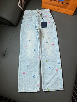 Джинсы Женские Louis Vuitton 11692137