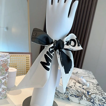 Платки Christian Dior 11055442