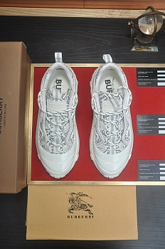 Кроссовки Женские Burberry 498018