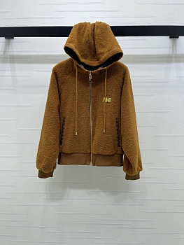Куртки И Пуховики Женские Louis Vuitton 1236704