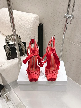 Босоножки Женские Christian Louboutin 13078787